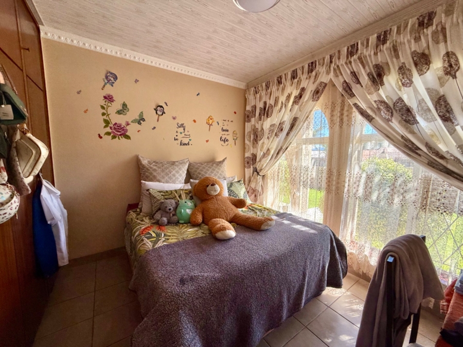 3 Bedroom Property for Sale in Campher Park Eastern Cape